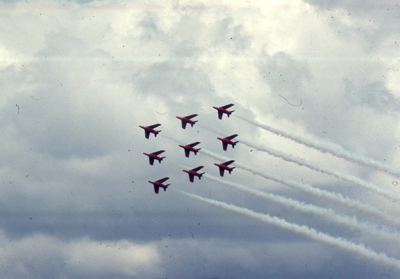 24RedArrows294
